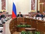 Председатель правительства России Дмитрий Медведев проводит заседание Председатель правительства России Дмитрий Медведев проводит заседание