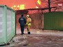 Пожарные на месте возгорания Пожарные на месте возгорания