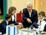 Сергей Собянин общается со школьниками Сергей Собянин общается со школьниками