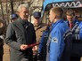 Сергей Собянин осматривает новые автобусы Сергей Собянин осматривает новые автобусы
