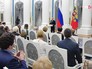 Президент России Владимир Путин на церемонии награждения в Кремле Президент России Владимир Путин на церемонии награждения в Кремле