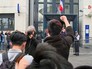 Митинг у здания полиции во Франции Митинг у здания полиции во Франции