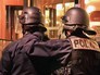 Полиция Франции препядствует уличным беспорядкам Полиция Франции препядствует уличным беспорядкам