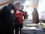 Владимир Путин и Дмитрий Медведев во время посещения базы "Омега" национального парка "Русская Арктика" на архипелаге Земля Франца-Иосифа Владимир Путин и Дмитрий Медведев во время посещения базы "Омега" национального парка "Русская Арктика" на архипелаге Земля Франца-Иосифа