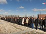 Выпускники-нахимовцы возлагают цветы Выпускники-нахимовцы возлагают цветы