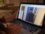 Фотография предполагаемого организатора взрыва в метро Санкт-Петербурга на экране ноутбука Фотография предполагаемого организатора взрыва в метро Санкт-Петербурга на экране ноутбука