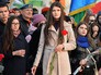Участники всероссийской акции "Вместе против террора" возлагают цветы на Кремлевской набережной в Казани Участники всероссийской акции "Вместе против террора" возлагают цветы на Кремлевской набережной в Казани