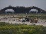 Результат ракетного удара США по авиабазе в Сирии Результат ракетного удара США по авиабазе в Сирии