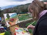 Художник рисует тюльпаны Художник рисует тюльпаны