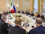 Председатель правительства России Дмитрий Медведев и президент Италии Серджо Маттарелла Председатель правительства России Дмитрий Медведев и президент Италии Серджо Маттарелла