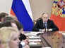 Президент России Владимир Путин на совещании с членами Правительства РФ Президент России Владимир Путин на совещании с членами Правительства РФ
