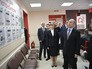 Владимир Путин во время посещения МФЦ в Великом Новгороде Владимир Путин во время посещения МФЦ в Великом Новгороде