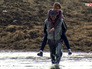 Люди переходят реку Люди переходят реку