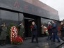 Председатель ЦК КПРФ Геннадий Зюганов на церемонии возложения цветов к Мавзолею В.И. Ленина на Красной площади Председатель ЦК КПРФ Геннадий Зюганов на церемонии возложения цветов к Мавзолею В.И. Ленина на Красной площади