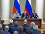 Валентина Матвиенко, Владимир Путин и Вячеслав Володин Валентина Матвиенко, Владимир Путин и Вячеслав Володин