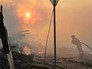 Пожарные на месте возгорания Пожарные на месте возгорания