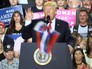 Российские флаги во время выступления Дональда Трампа Российские флаги во время выступления Дональда Трампа