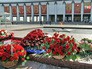 Возложение цветов к вечному огню на Поклонной горе Возложение цветов к вечному огню на Поклонной горе