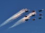 Многоцелевые истребители Су-30СМ пилотажной группы "Русские Витязи" и МиГ-29 пилотажной группы "Стрижи" Многоцелевые истребители Су-30СМ пилотажной группы "Русские Витязи" и МиГ-29 пилотажной группы "Стрижи"