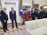 Сергей Лавров и Дональд Трамп в Белом доме Сергей Лавров и Дональд Трамп в Белом доме