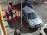 Мария Моисеева идет с детьми Мария Моисеева идет с детьми