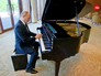 Владимир Путин играет на рояле Владимир Путин играет на рояле