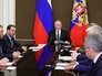 Президент России Владимир Путин проводит совещание с постоянными членами Совета безопасности Президент России Владимир Путин проводит совещание с постоянными членами Совета безопасности