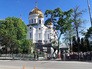 Паломники в очереди к Храму Христа Спасителя, чтобы поклониться мощам святителя Николая Чудотворца Паломники в очереди к Храму Христа Спасителя, чтобы поклониться мощам святителя Николая Чудотворца