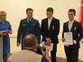 Награждение школьников спавших тонущую девушку Награждение школьников спавших тонущую девушку