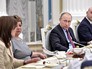 Президент России Владимир Путин на встрече с учителями Президент России Владимир Путин на встрече с учителями