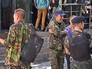 Люди возле здания интернет-издания "Страна.ua" Люди возле здания интернет-издания "Страна.ua"