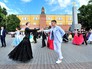 Выпускники в Александровском саду Выпускники в Александровском саду