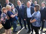 Президент России Владимир Путин общается с жителями во время посещения аварийного жилья семьи Анастасии Вотинцевой в Ижевске Президент России Владимир Путин общается с жителями во время посещения аварийного жилья семьи Анастасии Вотинцевой в Ижевске