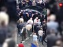 Porsche въехал в толпу митингующих у здания правительства Украинца в Киеве Porsche въехал в толпу митингующих у здания правительства Украинца в Киеве