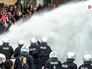 Полиция Германии разгоняет митинг Полиция Германии разгоняет митинг