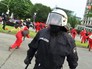 Полиция Германии разгоняет митинг Полиция Германии разгоняет митинг