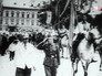 Предствители УПА маршеруют вместе с солдатами вермахта Предствители УПА маршеруют вместе с солдатами вермахта
