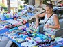 Полиция проверяет придорожную торговлю Полиция проверяет придорожную торговлю