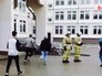 Экстренные службы возле школы в Ивантеевке, где произошла стрельба Экстренные службы возле школы в Ивантеевке, где произошла стрельба