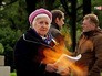 Жители Санкт-Петербурга на Пискаревском кладбище Жители Санкт-Петербурга на Пискаревском кладбище