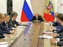 Президент России Владимир Путин проводит заседание Президент России Владимир Путин проводит заседание