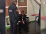 Задержанный хулигана в петербургском дельфинарии Задержанный хулигана в петербургском дельфинарии