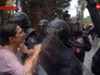 Столкновения с полицией во время референдума в Испании Столкновения с полицией во время референдума в Испании