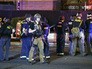 Полиция США на месте стрельбы Полиция США на месте стрельбы