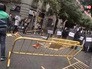Полиция Италии разгоняет митинг в Каталонии Полиция Италии разгоняет митинг в Каталонии