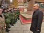 Владимир Путин общается с кадетами военных училищ Владимир Путин общается с кадетами военных училищ