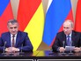 Президент России Владимир Путин и президент Южной Осетии Анатолий Бибилов Президент России Владимир Путин и президент Южной Осетии Анатолий Бибилов