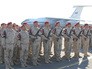 Военнослужащие во время военного парада Военнослужащие во время военного парада