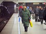 Пассажиры в метро Пассажиры в метро