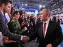 Владимир Путин и участники форума ОНФ Владимир Путин и участники форума ОНФ